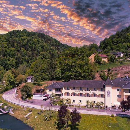 Gasthof - Landhotel Ernst Untermuhl Екстериор снимка
